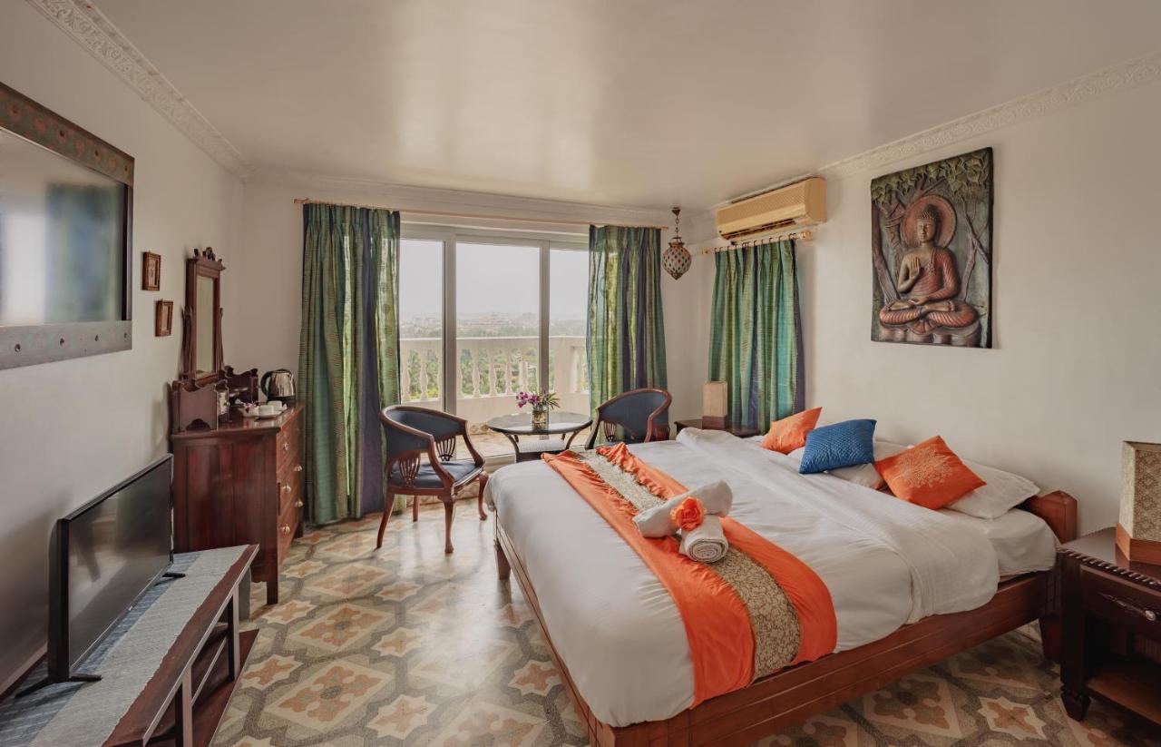 Ocean Suite Goa Dona Paula Eksteriør bilde
