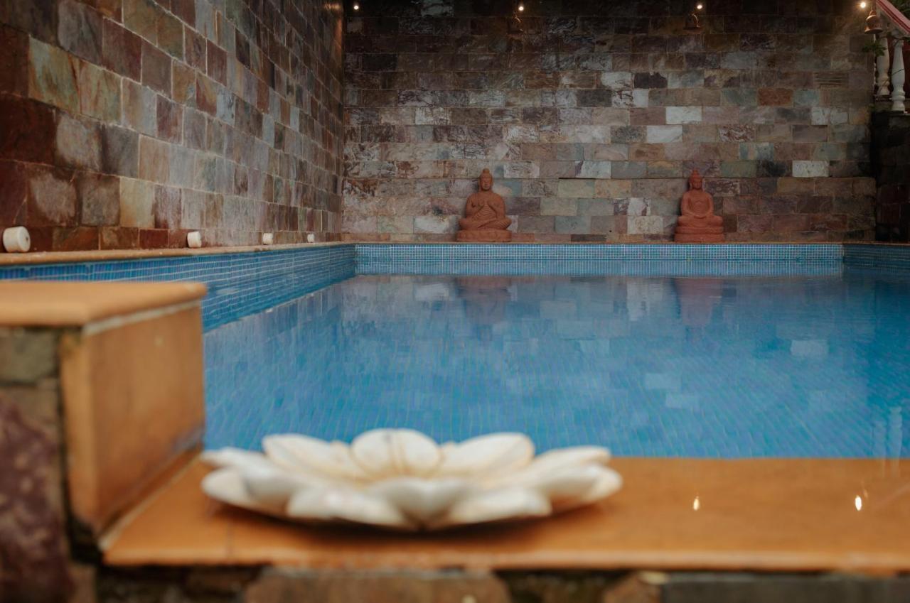 Ocean Suite Goa Dona Paula Eksteriør bilde